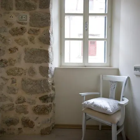 Old Town Ivory *